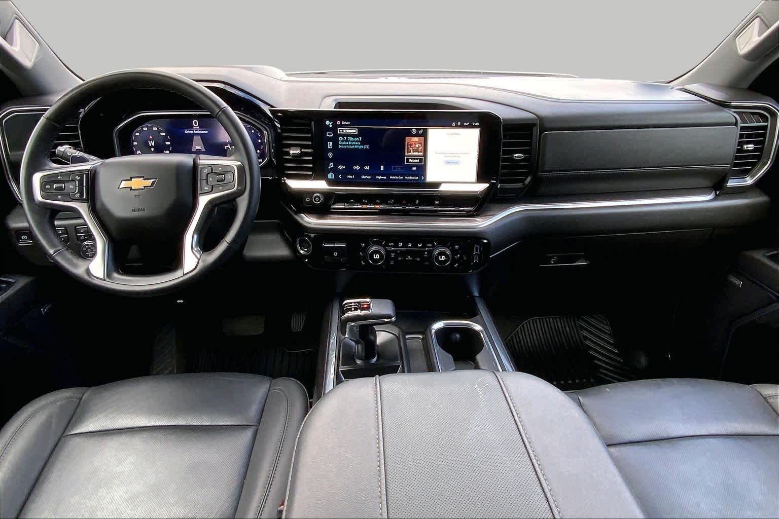 Used 2026 Summit White Chevrolet LTZ image 16