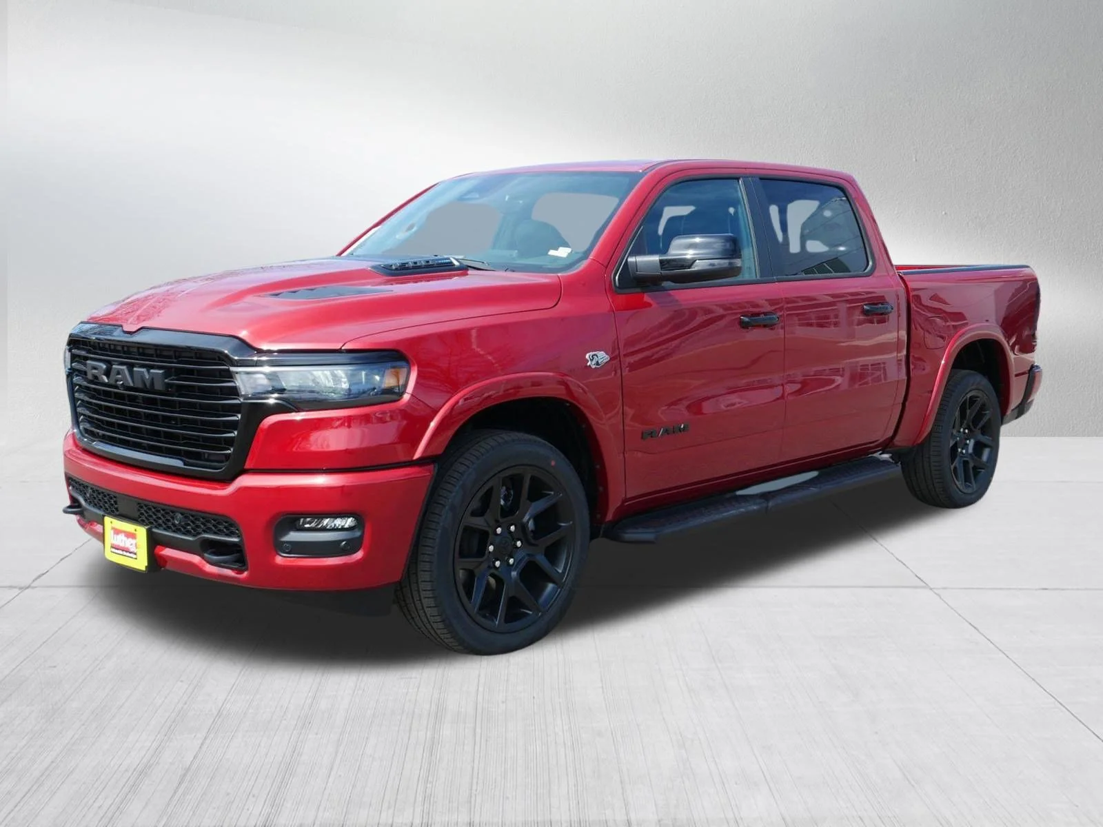 New 2026 Molten Red Pearl-Coat Exterior Paint RAM Laramie image 3