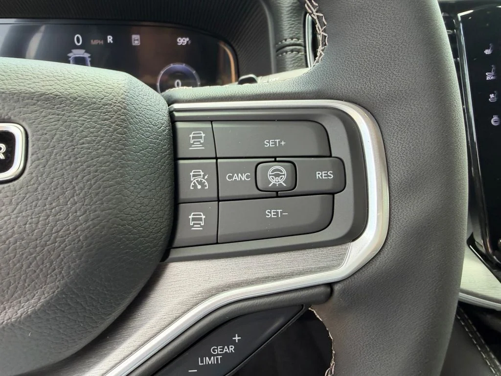 New 2026 Fathom Blue Pearlcoat Jeep  image 17