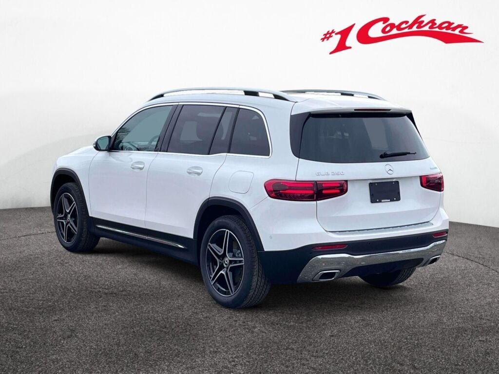 New 2026 Polar White Mercedes-Benz GLB 250 image 9