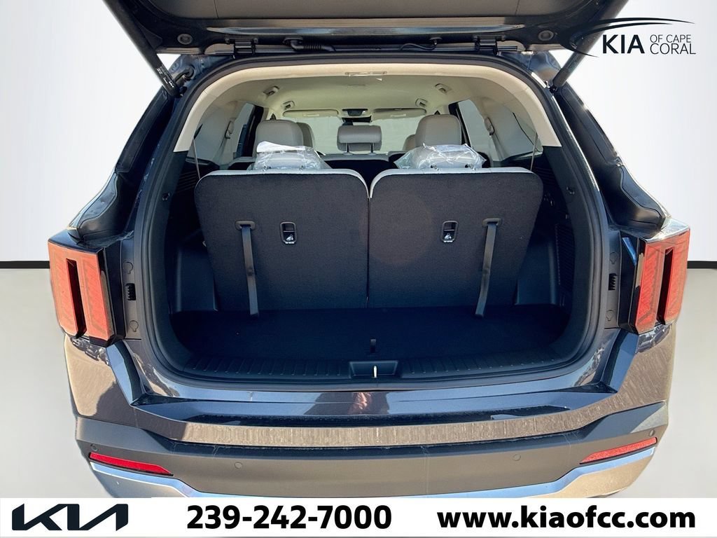 2026 Kia Sorento EX - Photo 18