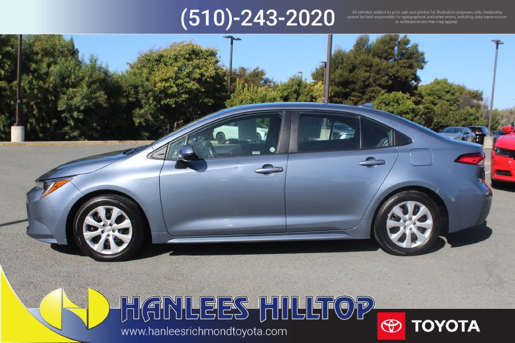 Certified Used 2025  Toyota LE image 2