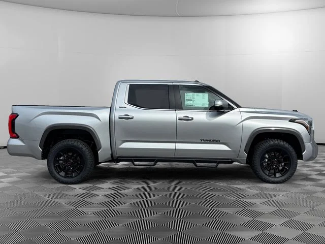 2026 Toyota Tundra Limited - Photo 6