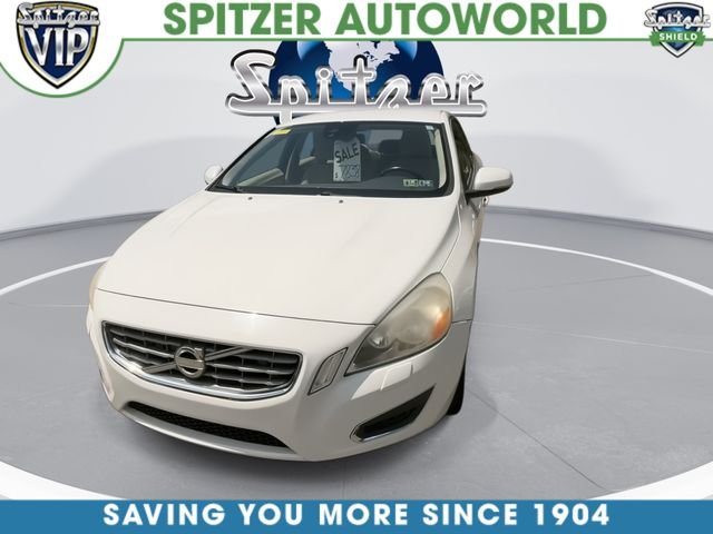 Certified Used 2013 White Volvo T5 image 3