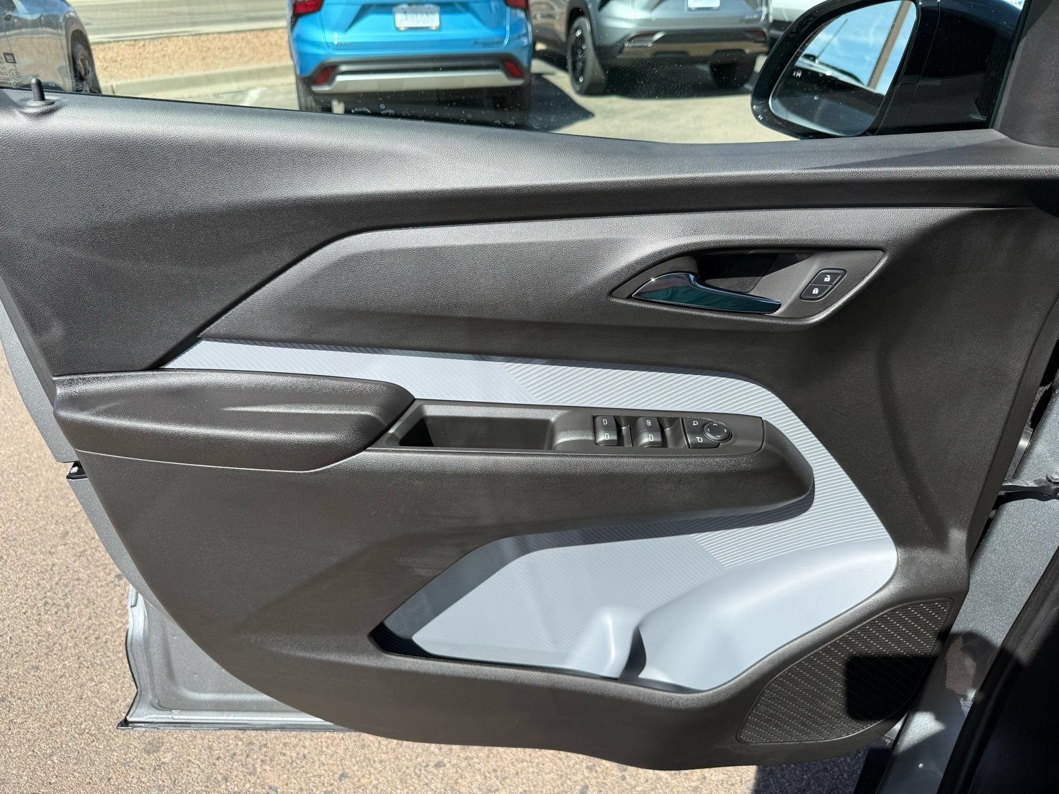 2027 Chevrolet Bolt LT - Photo 11