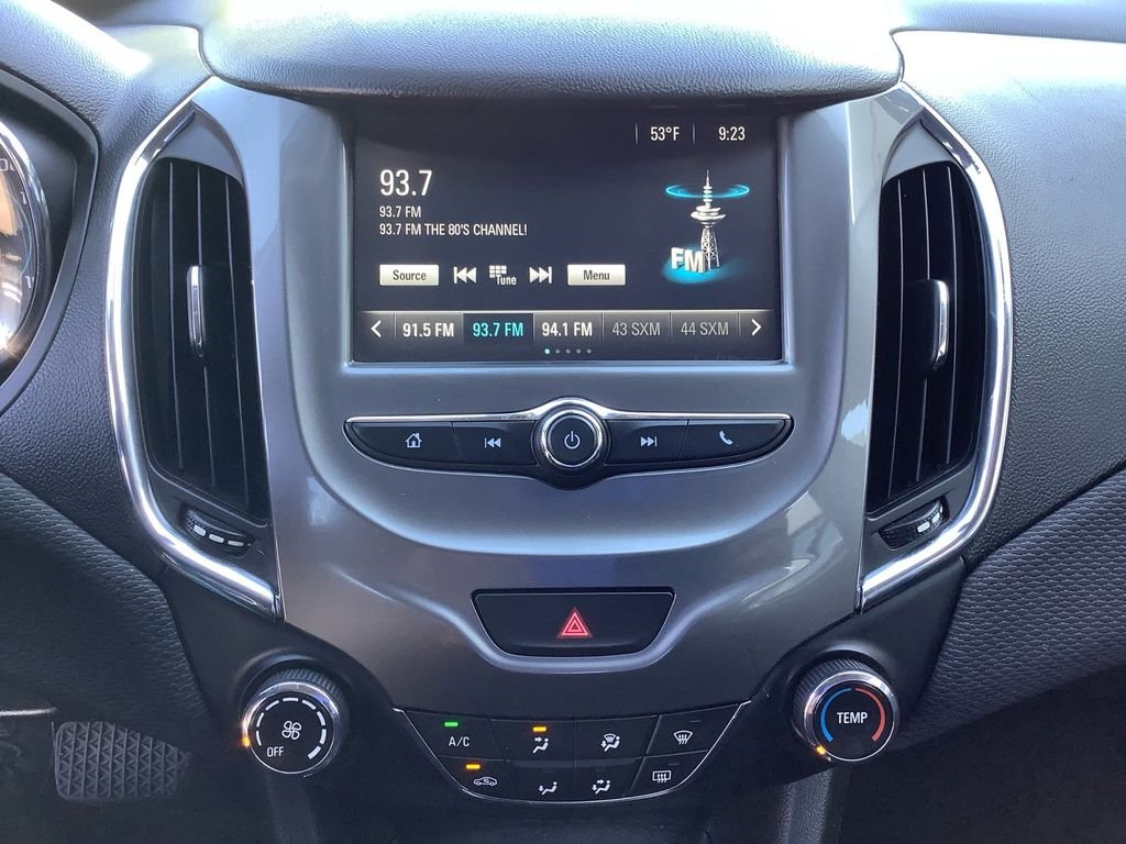 Used 2018 Red Chevrolet LT image 10