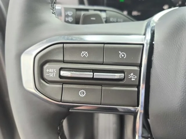 New 2026 Sterling Metallic GMC Elevation image 24