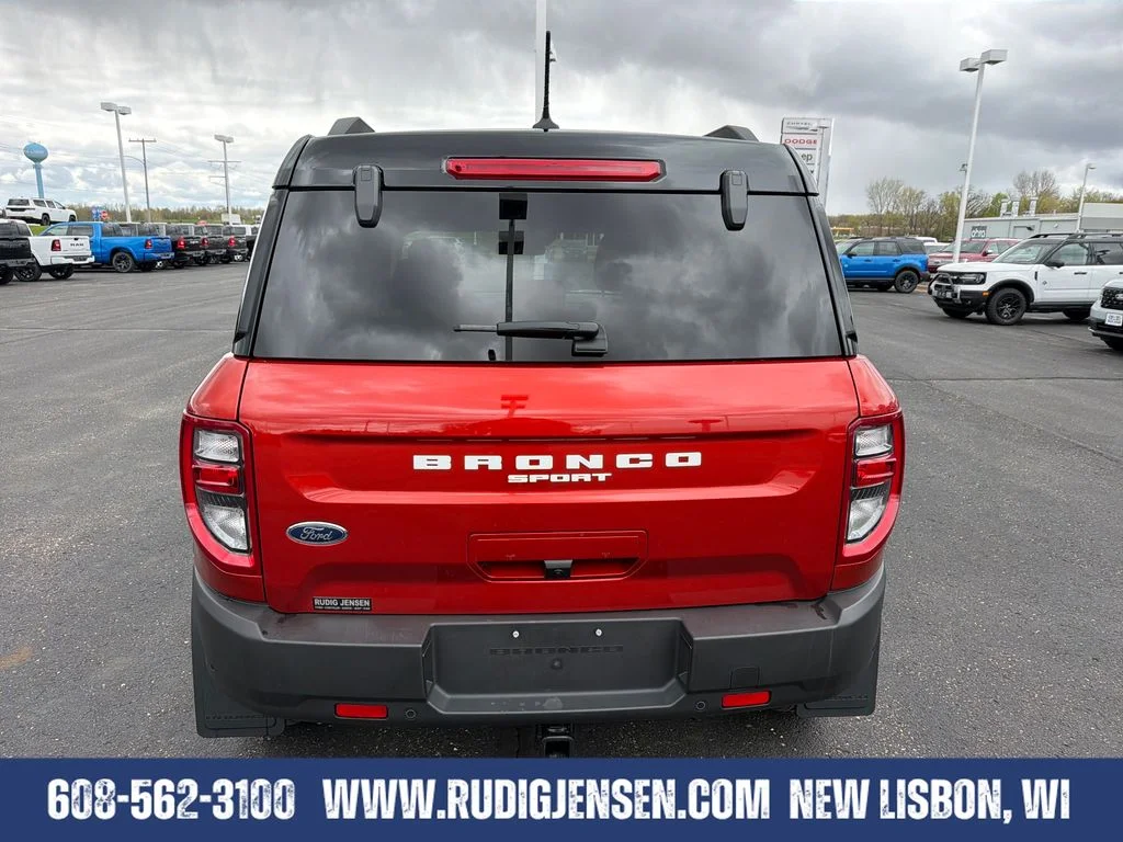 Used 2024 Red Ford Outer Banks image 4