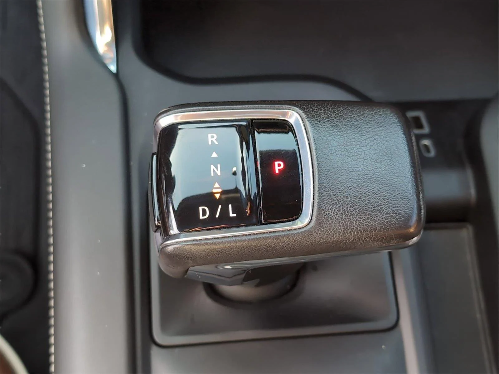 Used 2022 Onyx Black GMC Denali Ultimate image 23