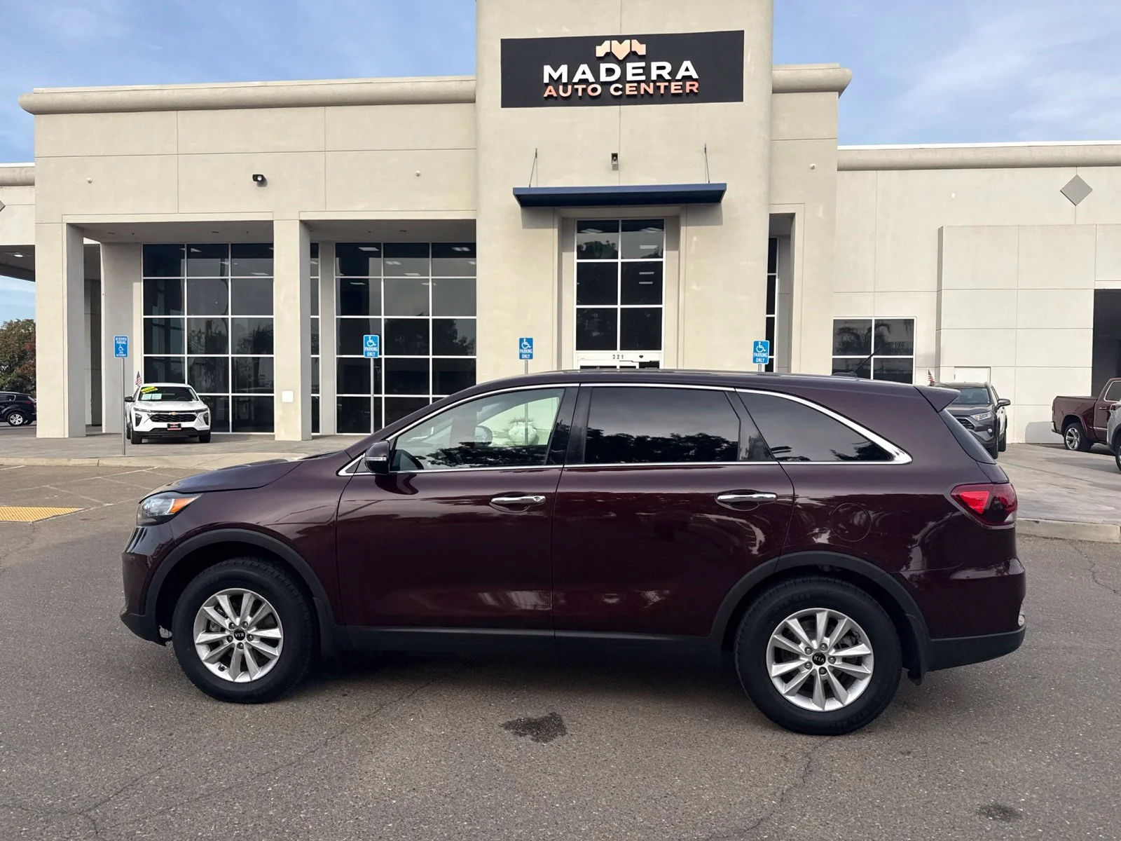Used 2019 Purple Kia LX image 6