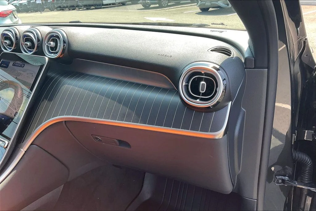 2026 Mercedes-Benz GLC Base - Photo 14