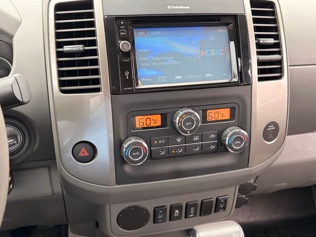 Used 2016 Red Nissan SL image 16
