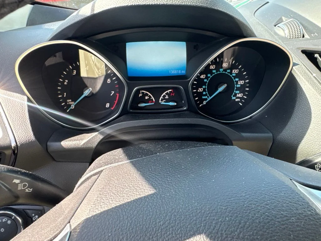 Used 2015 Red Ford Titanium image 8