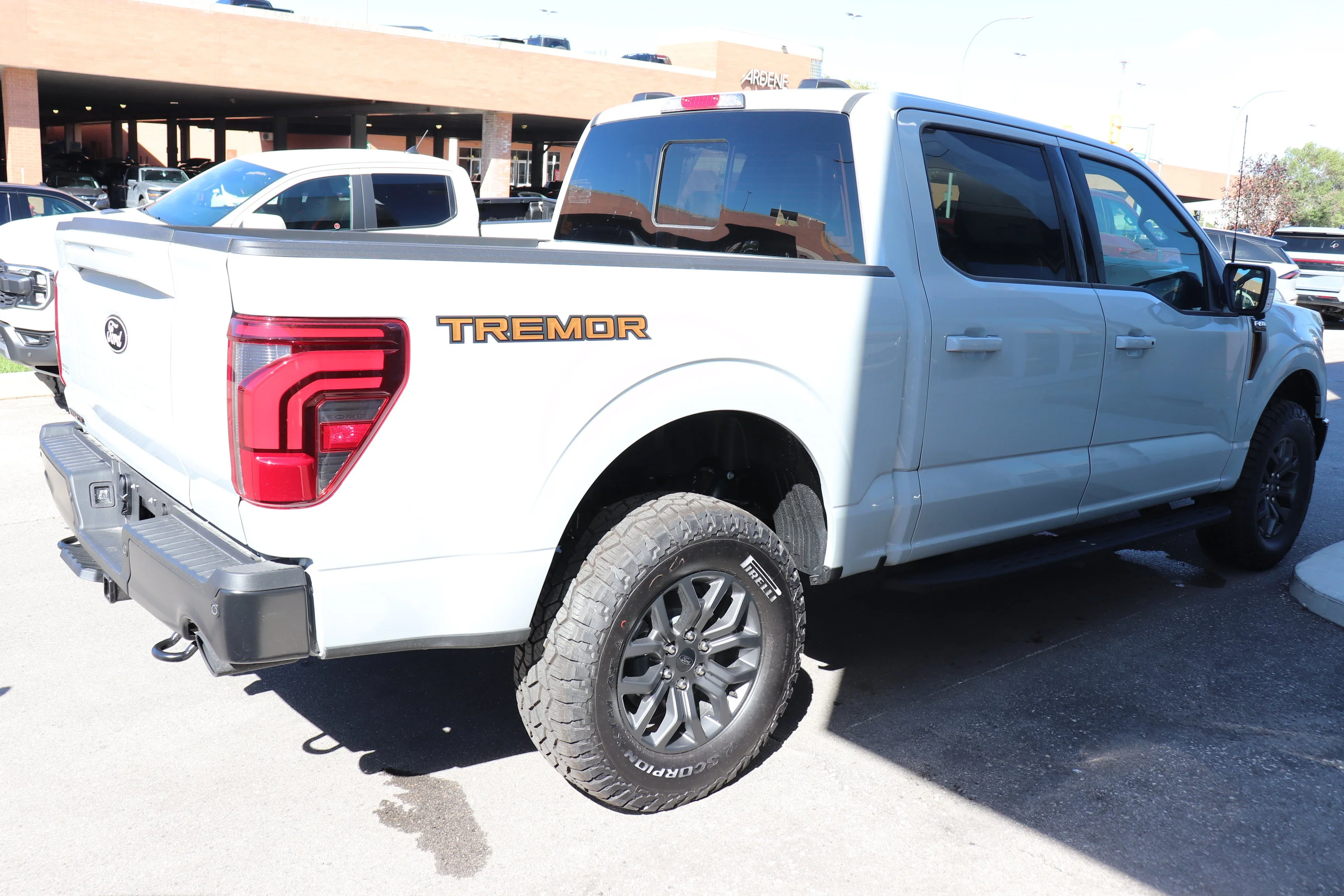 New 2026 AVALANCHE Ford Tremor image 4
