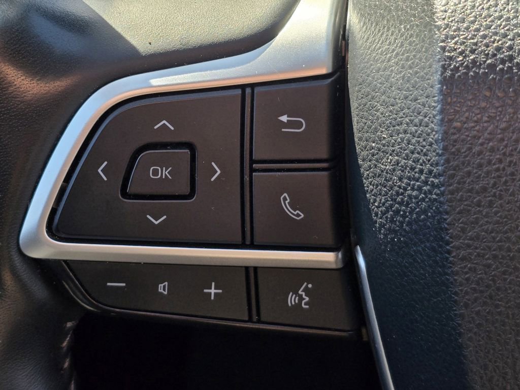 2022 Toyota Highlander Limited - Photo 17