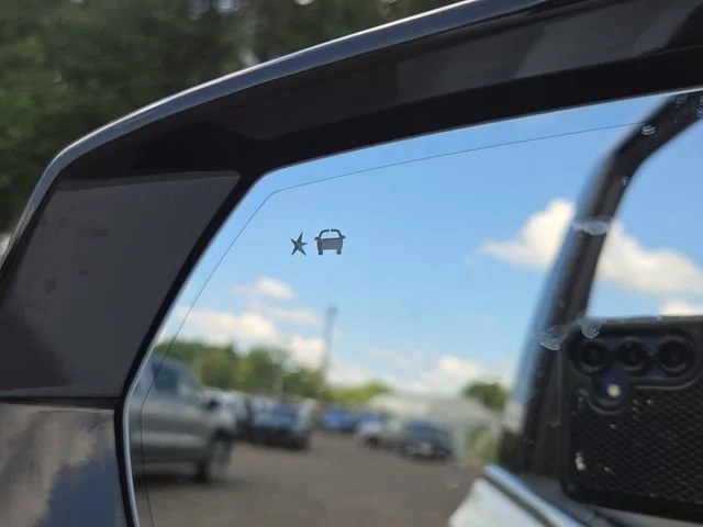 2026 GMC Yukon Denali - Photo 18