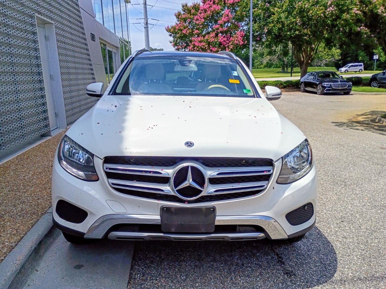 Used 2018 Polar White Mercedes-Benz GLC 300 image 2