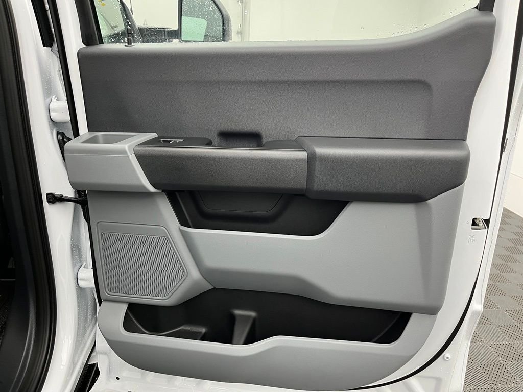 New 2026 White Ford XL image 39