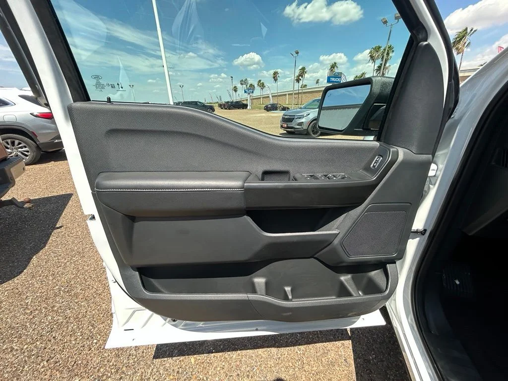 New 2026 Oxford White Ford STX® image 18