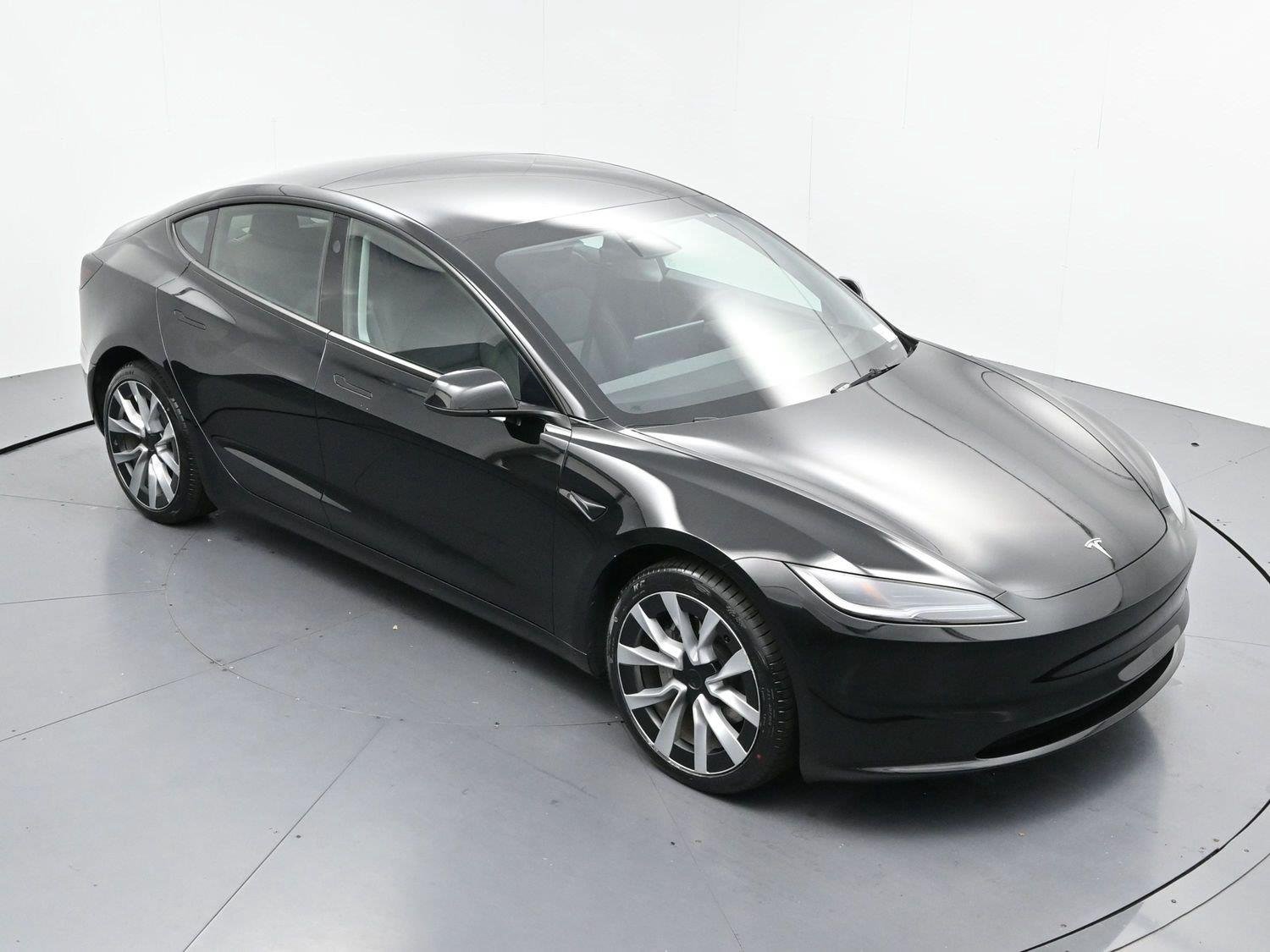 Used 2024 Black Tesla RWD *Ltd Avail* image 29