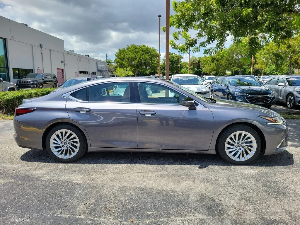 Used 2021 Gray Lexus 350 Ultra Luxury image 8