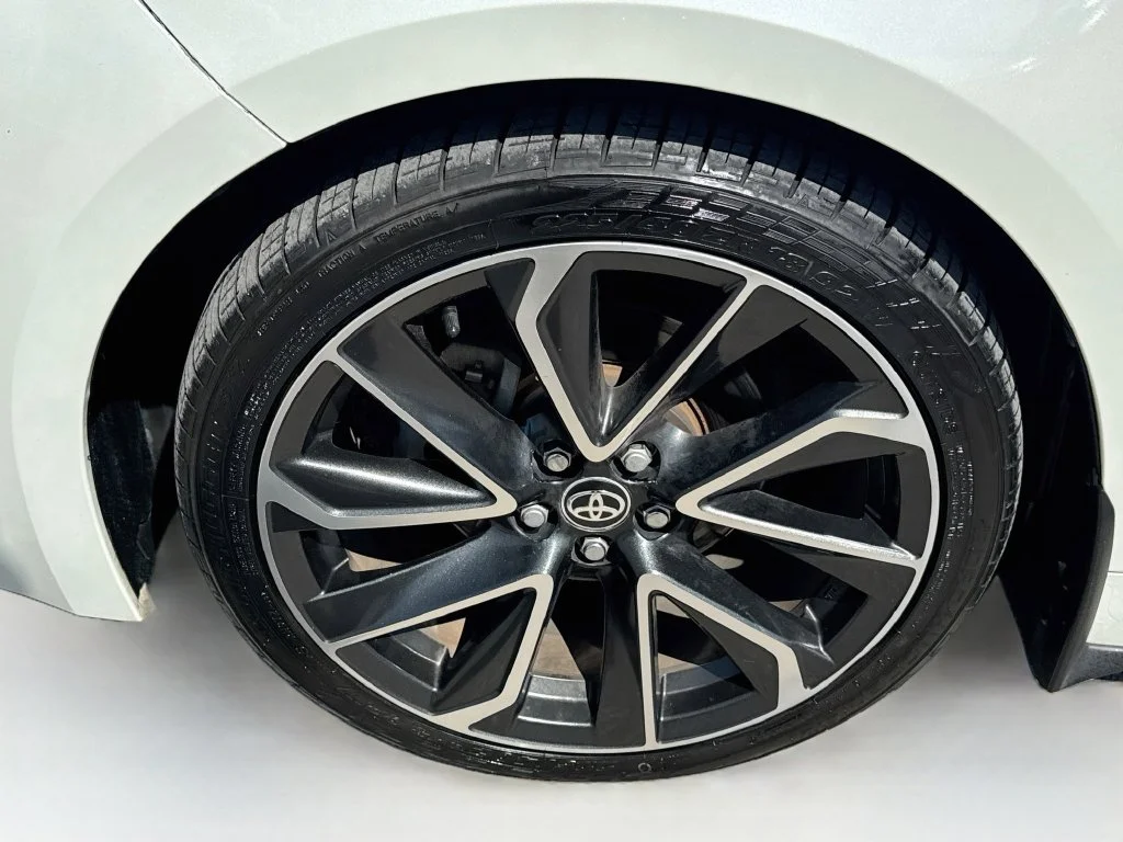 Used 2019 White Toyota XSE image 38