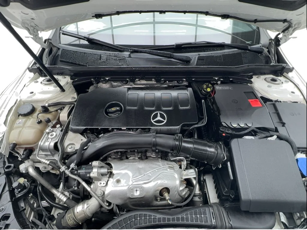 Used 2022 White Mercedes-Benz CLA 250 image 17