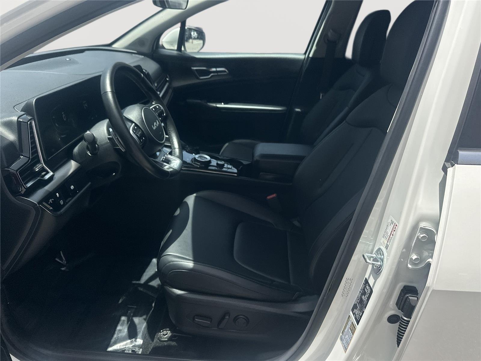 Certified Used 2023 Snow White Pearl Kia EX image 7