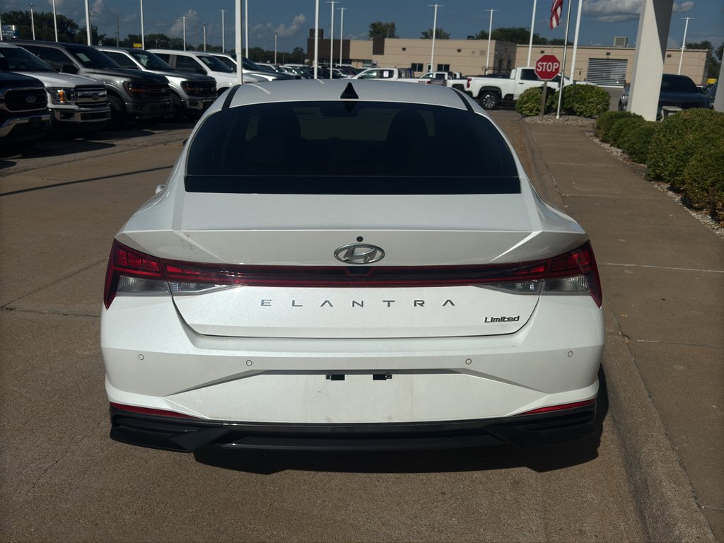 Used 2023 Quartz White Hyundai Limited image 10