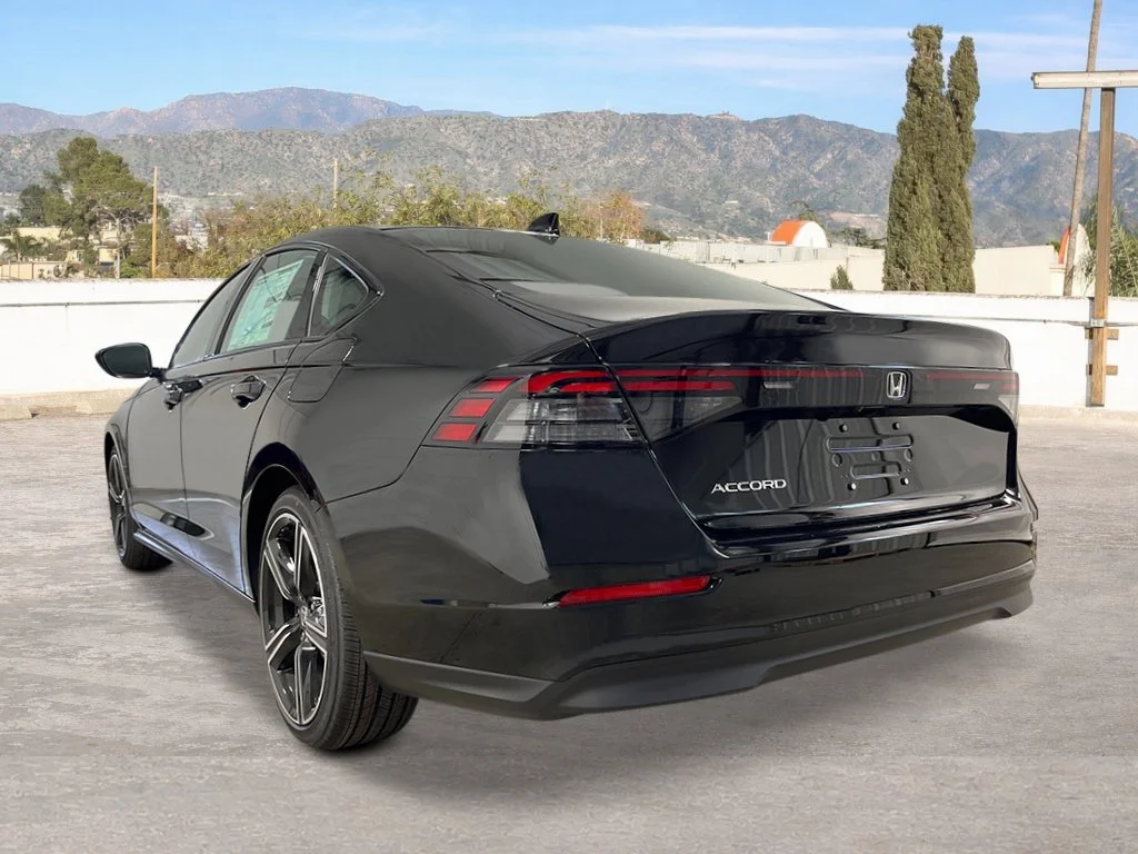 New 2026 Crystal Black Pearl Honda SE image 3