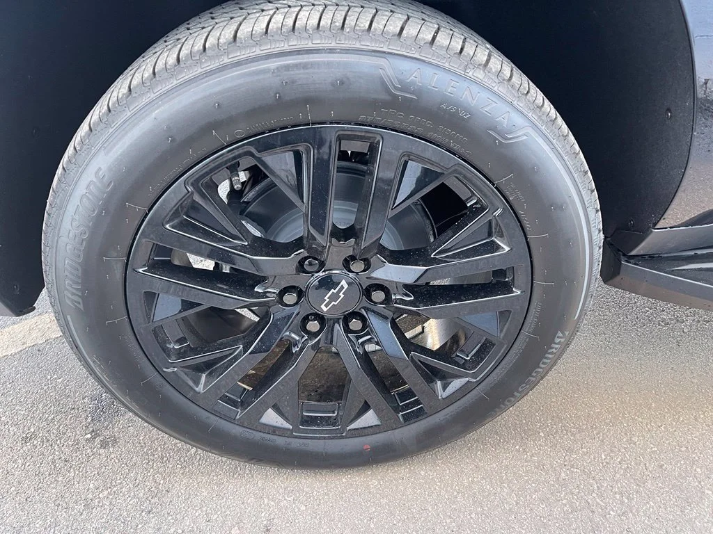 New 2026 Black Chevrolet Premier image 37