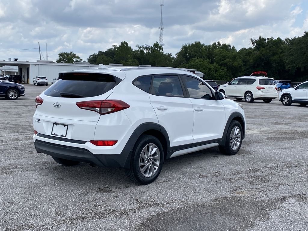 Used 2018 Dazzling White Hyundai SEL image 8