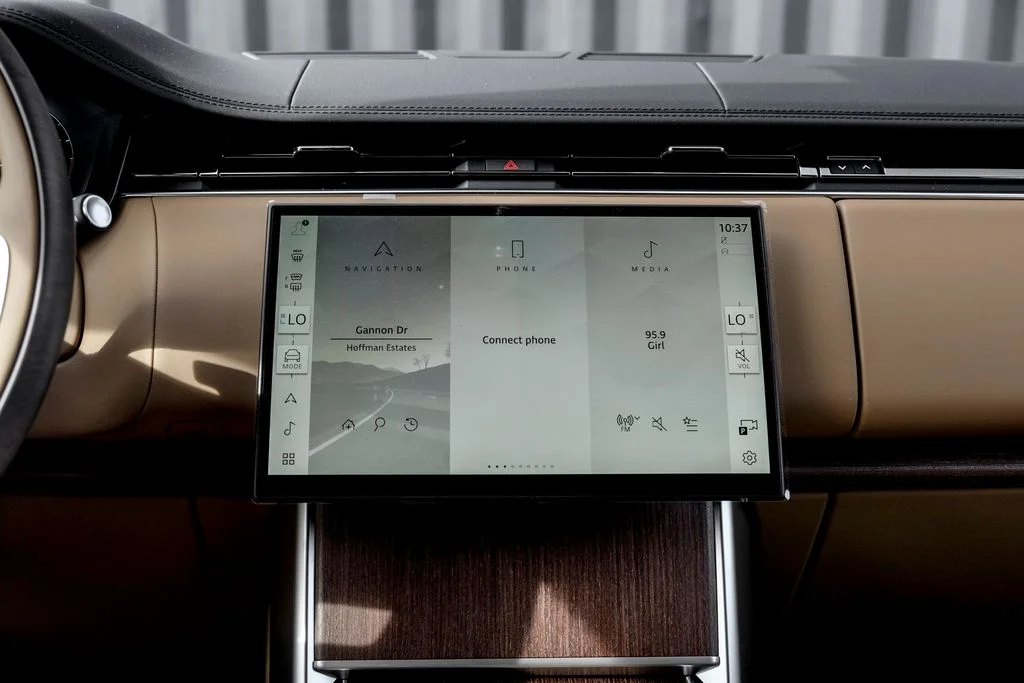 New 2026 Belgravia Green Land Rover SE image 20