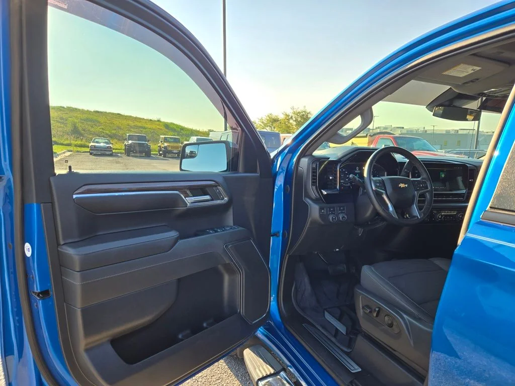 Certified Used 2023 Blue Chevrolet LT image 11