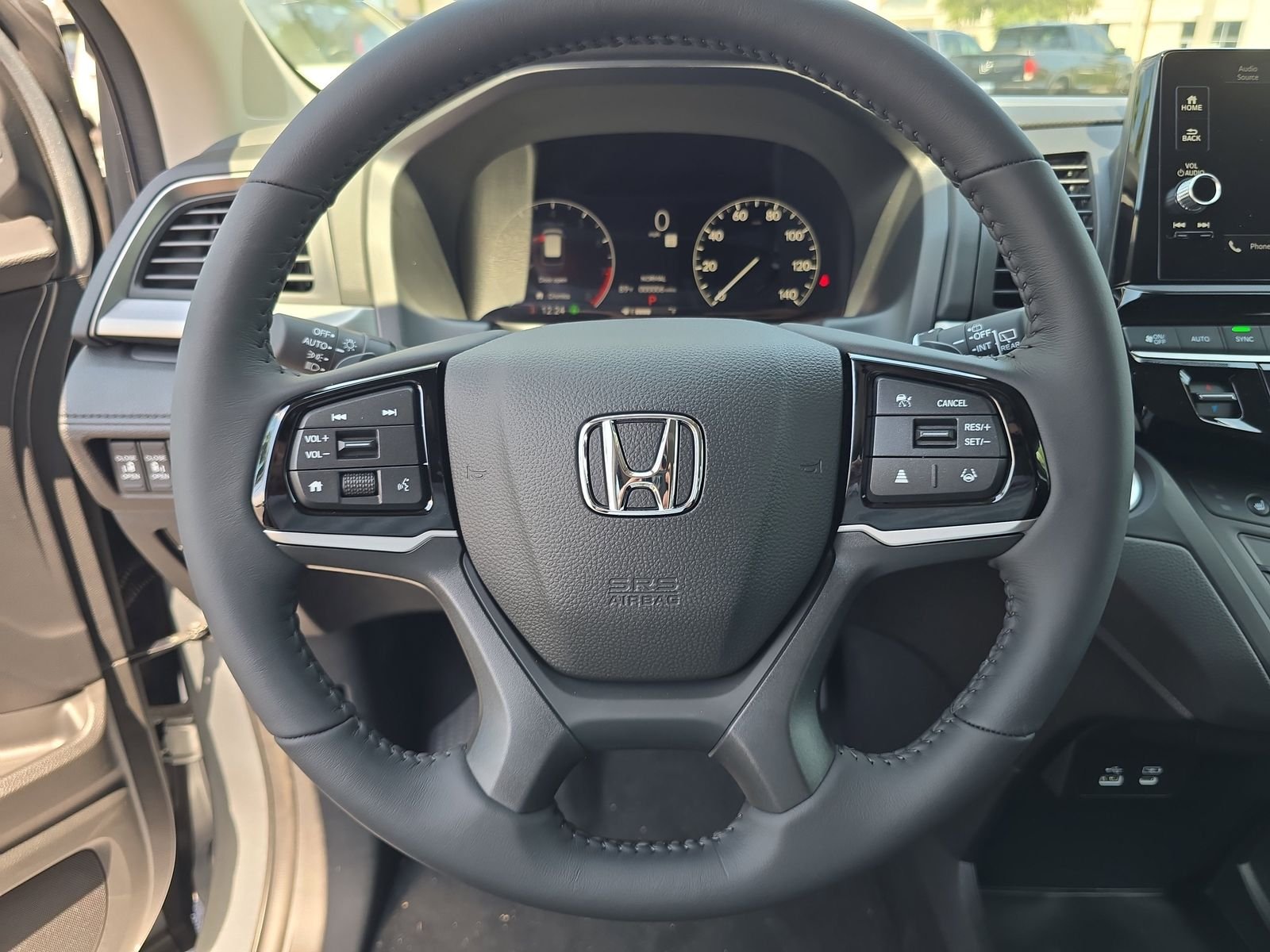 New 2026 Platinum White Pearl Honda EX-L image 28