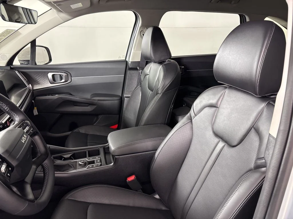 New 2026 Ivory Silver Kia EX image 30