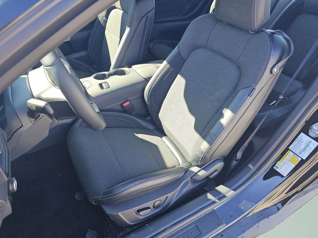 2026 Ford Mustang EcoBoost Fastback - Photo 6