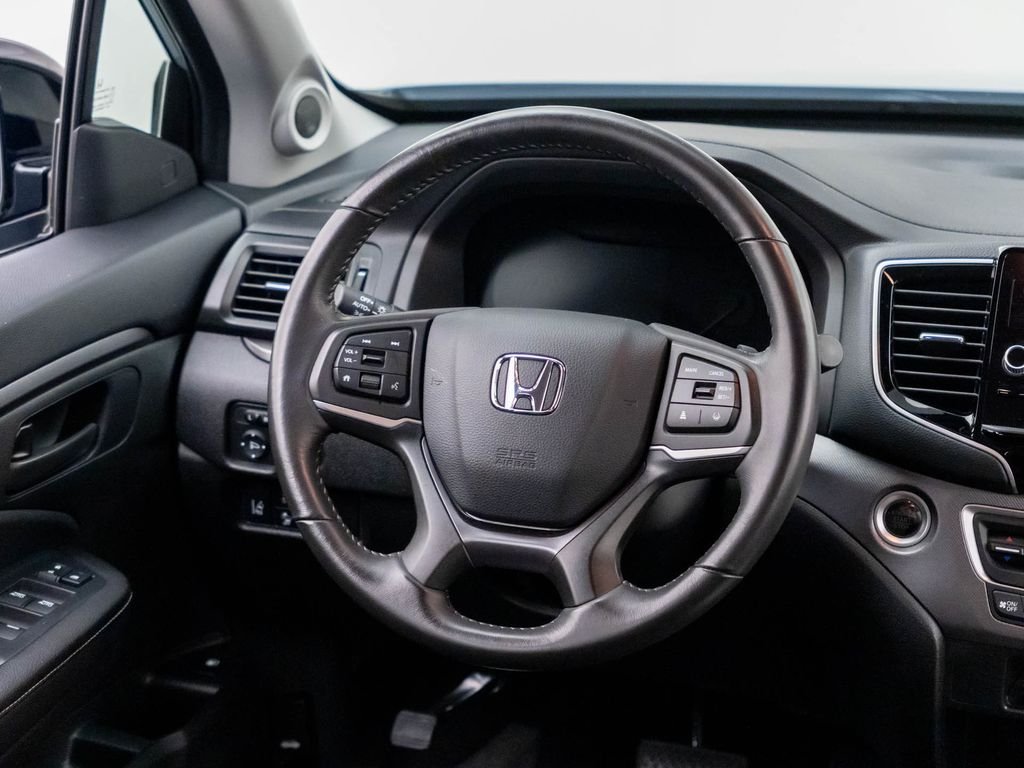 Certified Used 2025 Sonic Gray Pearl Honda AWD SPORT image 12