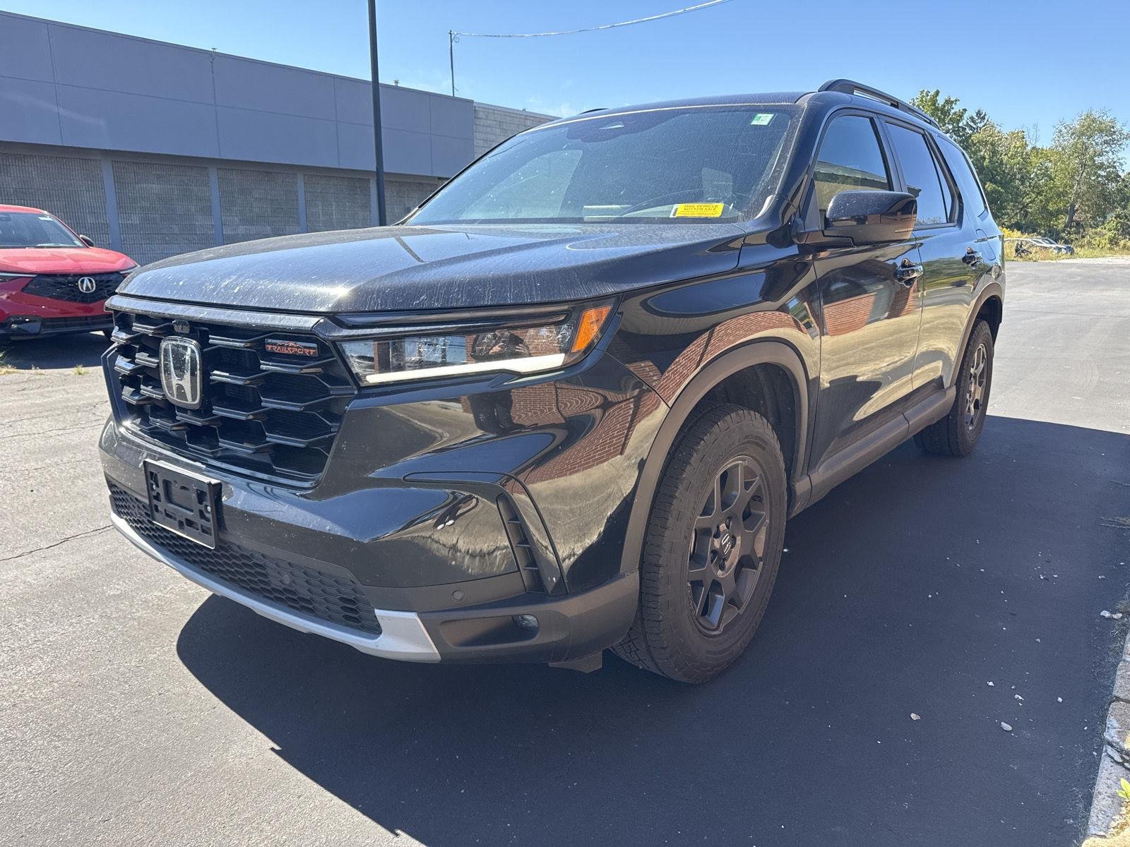 Used 2025 Crystal Black Pearl Honda TrailSport image 3