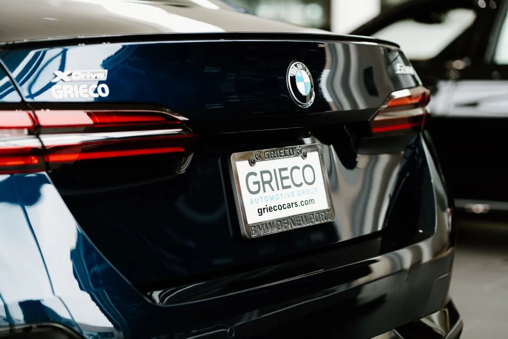 New 2026 Skyscraper Grey Metallic BMW xDrive50e image 27