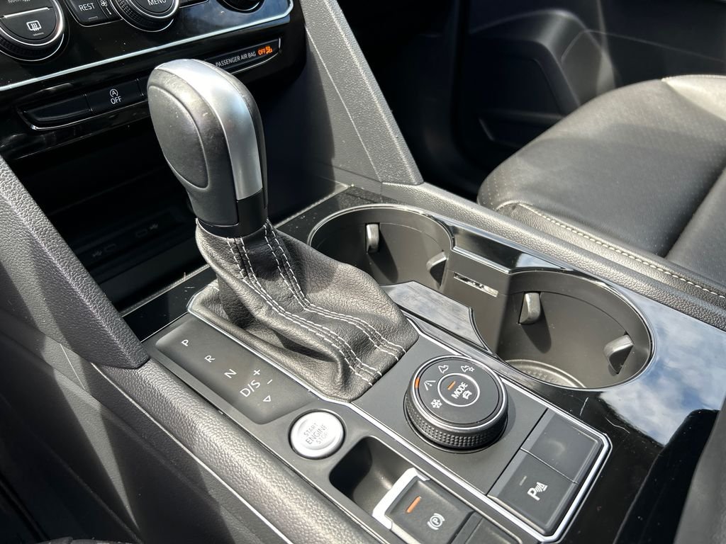 Used 2023 White Volkswagen SEL image 19