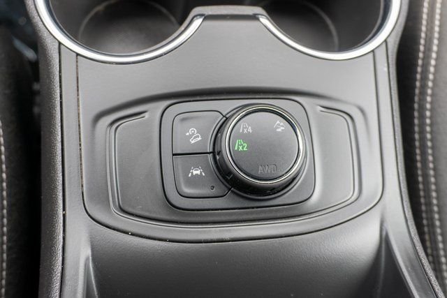 Used 2024 Black GMC SLE image 28
