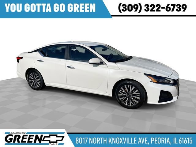 2023 Nissan Altima SV