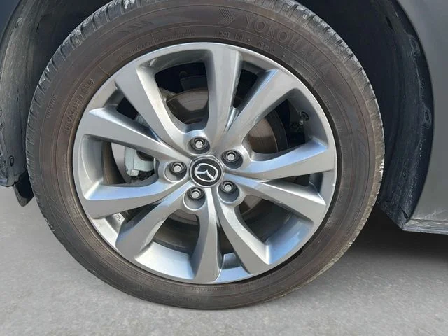 Used 2025 Gray Metallic Mazda 2.5 S Preferred Package image 12