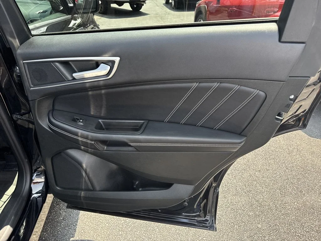 Used 2023 Black Ford ST image 31