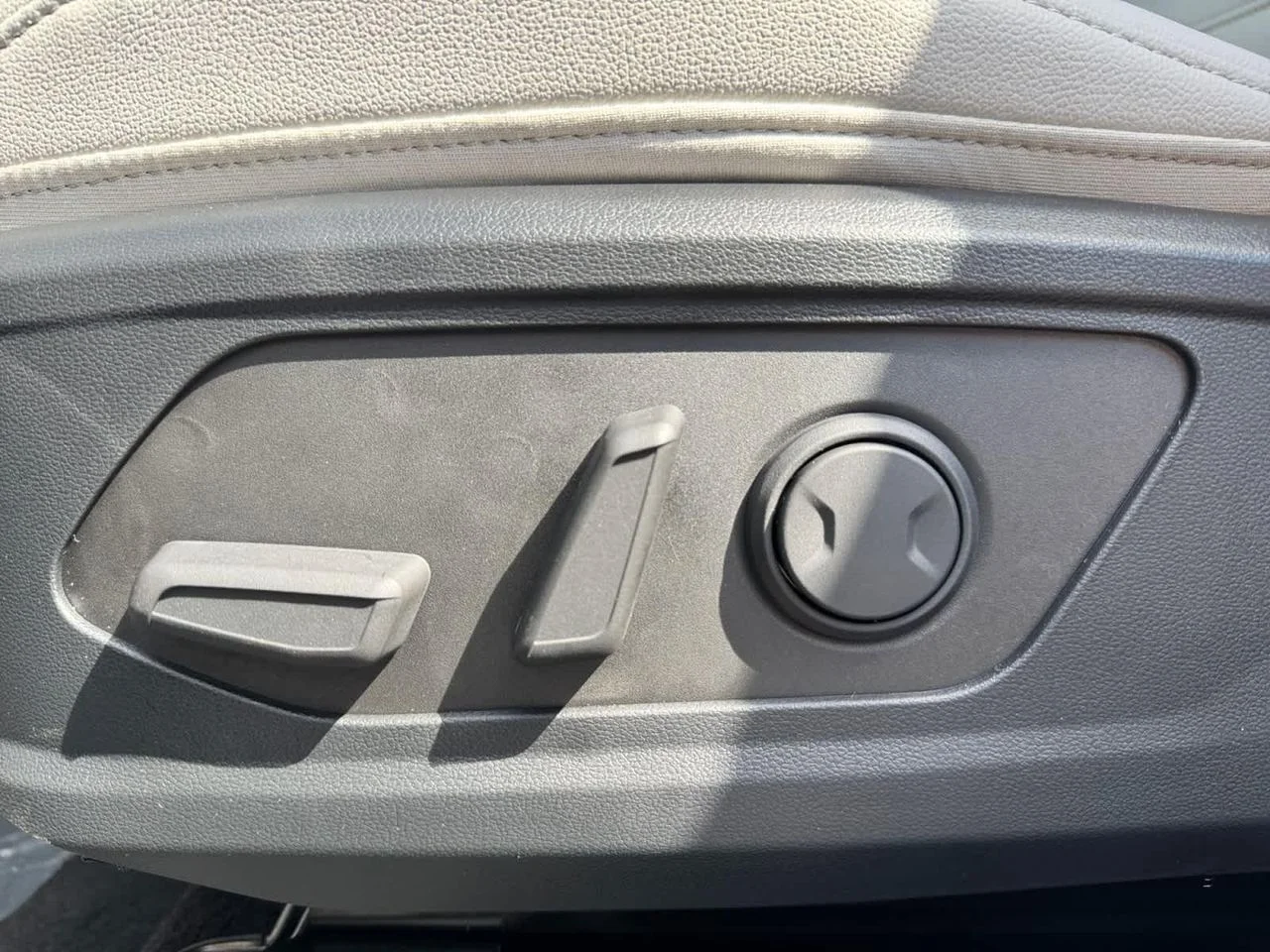 New 2026 Gray Hyundai SEL Plus AWD image 21