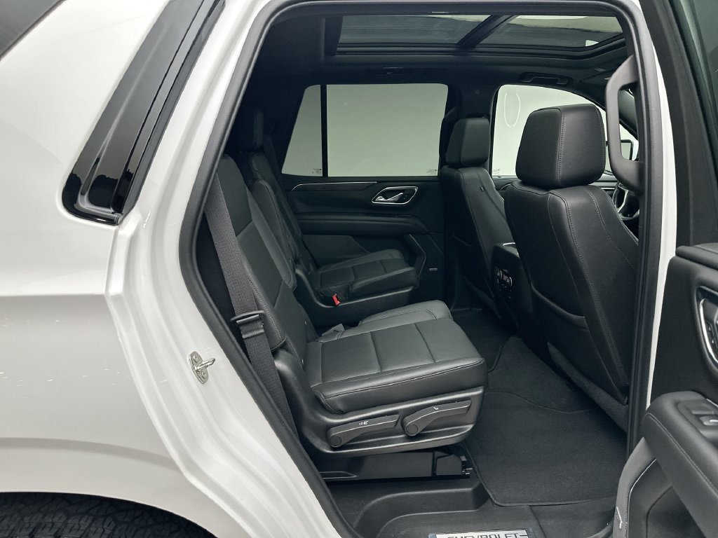 Used 2021 Summit White Chevrolet Z71 image 19