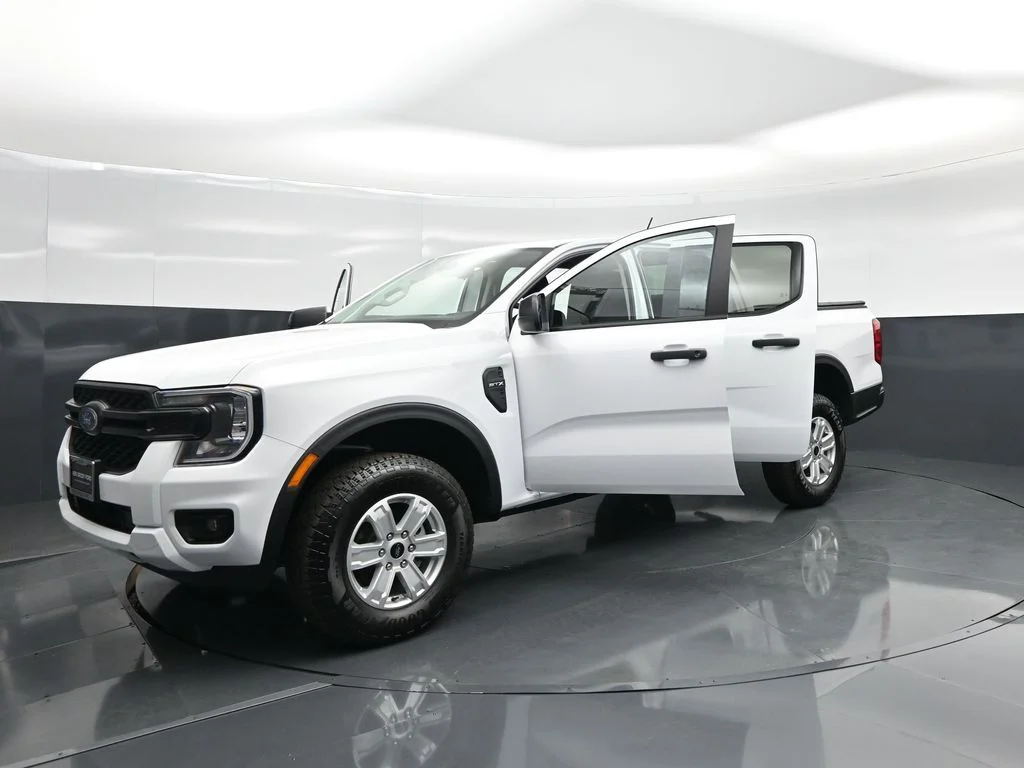 Certified Used 2025 White Ford XL image 27