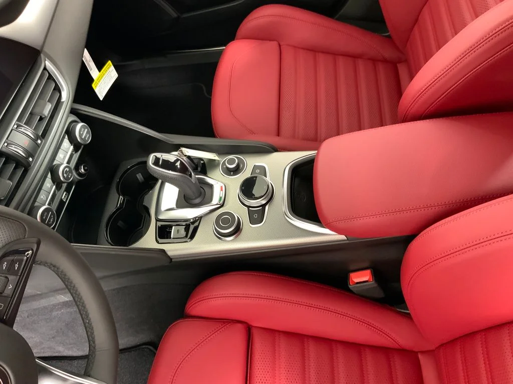 2026 Alfa Romeo Giulia Base - Photo 30