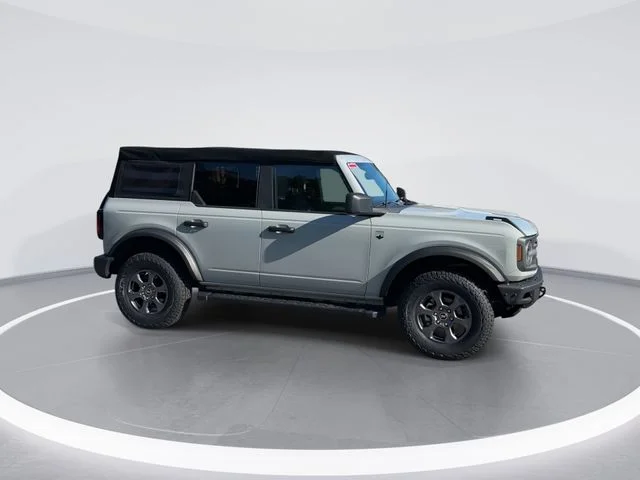 Used 2022 Green Ford Big Bend image 8